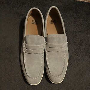 Modern NYC Men's Gray Suede Slip-On Loafers